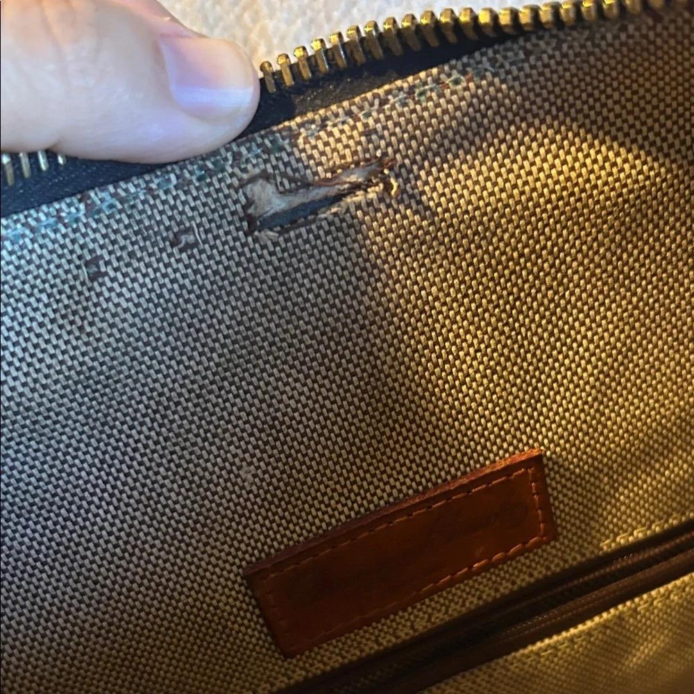 Dooney & Bourke crossbody bag - Picture 7 of 9